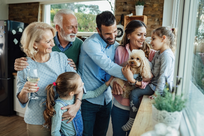 Größere Familie, generationenübergreifend - Zielgruppenanalyse ist wichtig